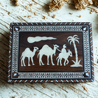 1970’ler Vintage Şam Deve Mozaik Kutusu – El Yapımı Suriye Sanatı