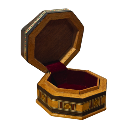 صندوق موزاييك دمشقي – حرفة يدوية وأناقة مخملية