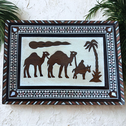 1970 Vintage Deve Mozaik Takı Kutusu – Sedef Kakmalı Şam El Sanatı