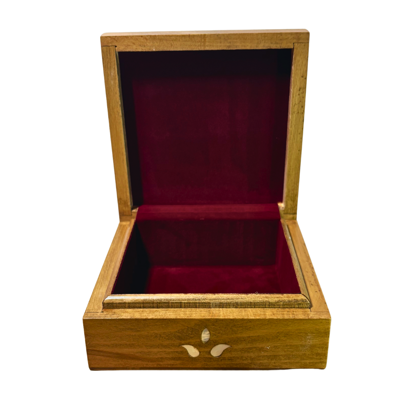 صندوق دمشقي فاخر – تطعيم بالصدف وبراعة المشغل العربي