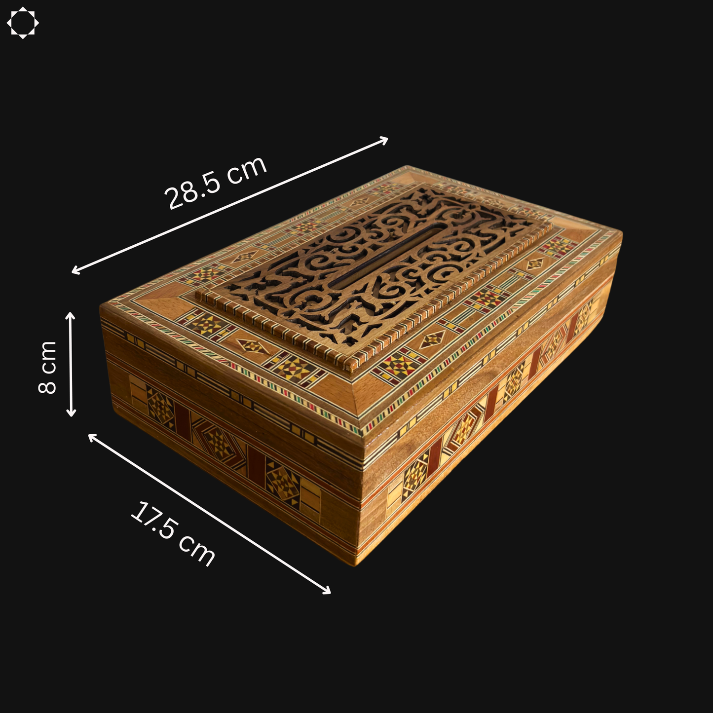 علبة مناديل خشبية محفورة يدويًا – تصميم دمشقي بمخمل أحمر فاخر من الداخل