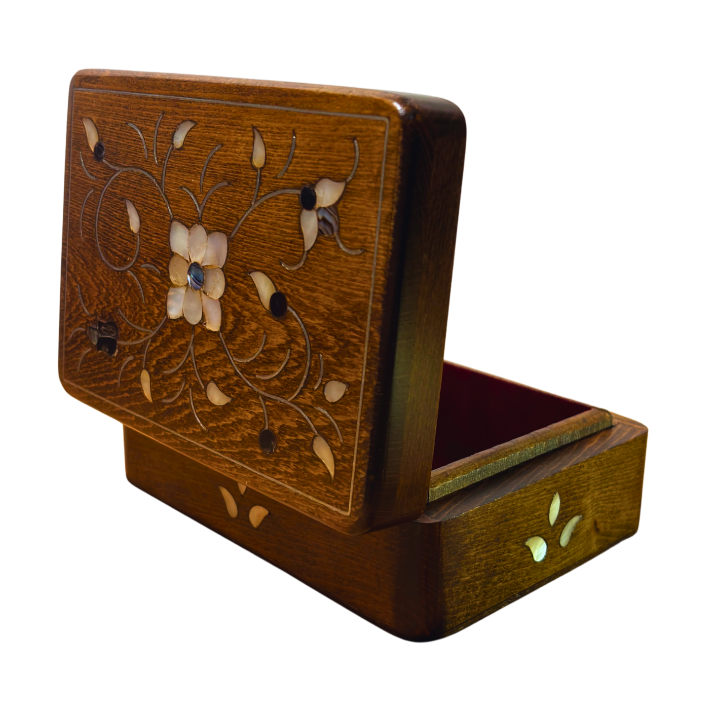 صندوق دمشقي فاخر – تطعيم بالصدف وبراعة المشغل العربي