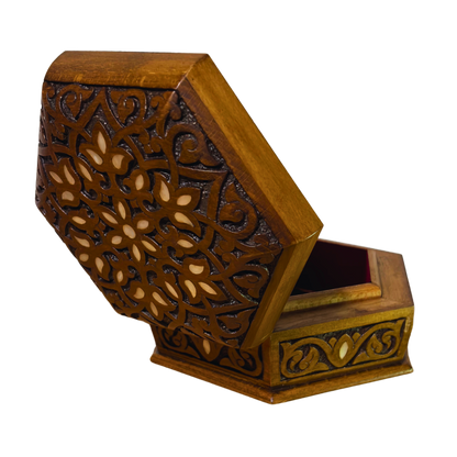 صندوق محفور يدوي فاخر – تطعيم بالصدف وأناقة مخملية