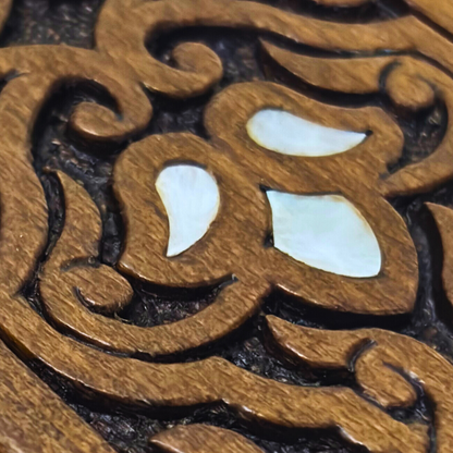Handcrafted Luxury Carved Box – Mother of Pearl & Velvet Elegance