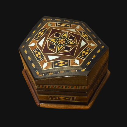 صندوق موزاييك دمشقي – حرفة يدوية وأناقة مخملية