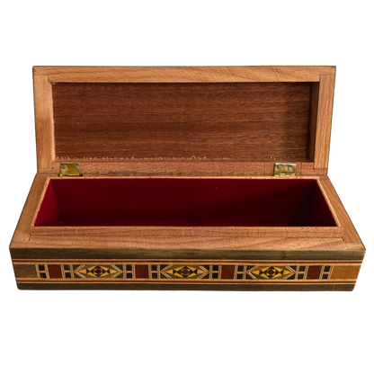 صندوق موزاييك دمشقي للأقلام والمجوهرات والمسبحة – فن مطعّم بالصدف
