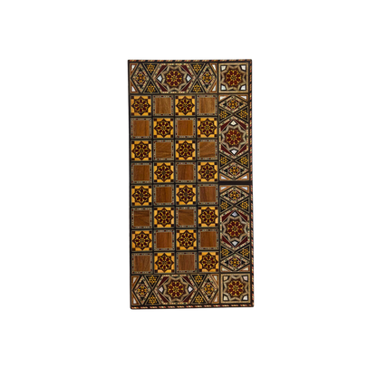 طاولة شطرنج وطاولة زهر موزاييك دمشقي فاخرة من صنع غابي الدايه – مطعّمة بالصدف