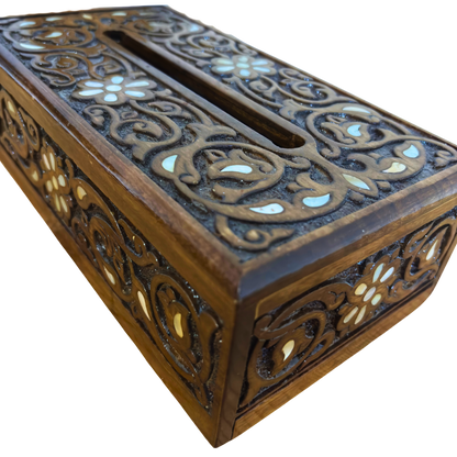 علبة مناديل محفورة يدويًا من خشب الزان ومطعمة بالصدف –  مصقول بلون الجوز الطبيعي