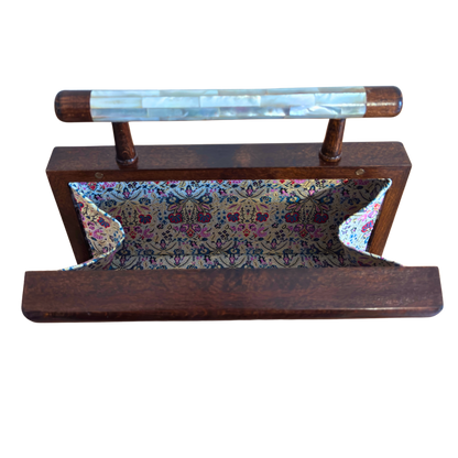 حقيبة يد "ياسمين" الدمشقية الفاخرة – مطعّمة بالصدف وبطانة بروكار