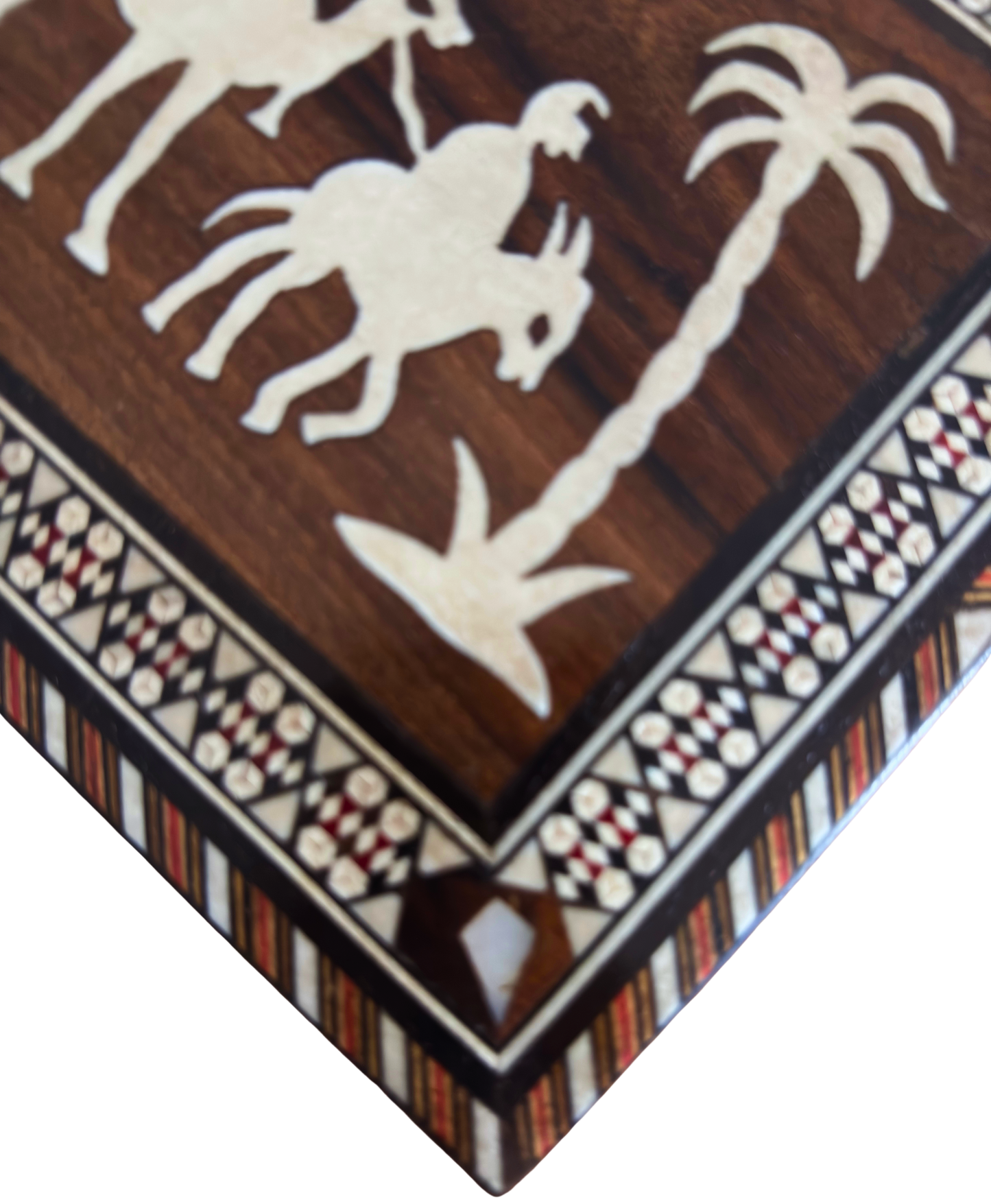 1970’ler Vintage Şam Deve Mozaik Kutusu – El Yapımı Suriye Sanatı