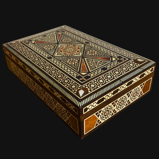 صندوق مجوهرات دمشقي قديم 1970 – مطعّم بالصدف الطبيعي