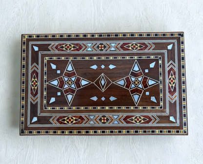 صندوق مجوهرات موزاييك دمشقي مع قفل – تحفة فنية يدوية فاخرة