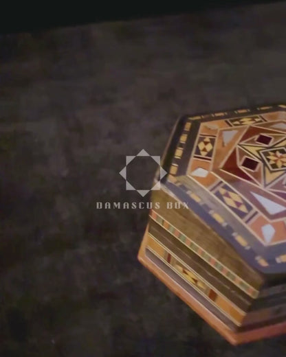 صندوق موزاييك دمشقي – حرفة يدوية وأناقة مخملية